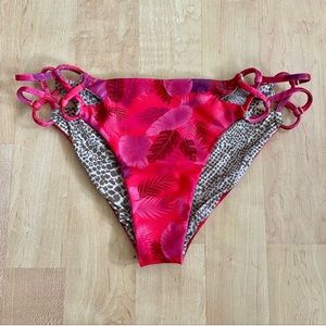 acacia Psychedelic Lead Nusa Bottoms Size M